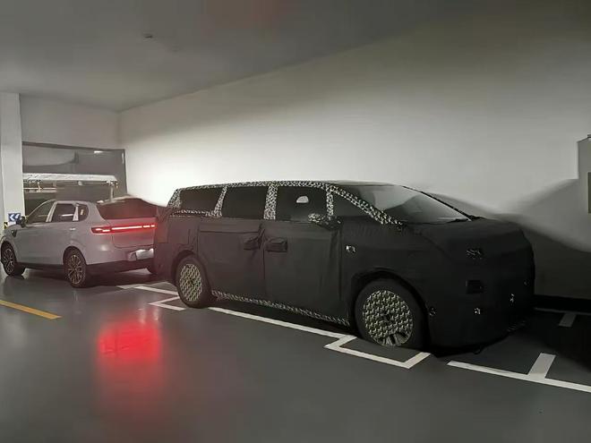 位全尺寸旗舰产品激光雷达+高阶智驾会火尊龙凯时·中国网站零跑全新MPV曝光定(图3) 位全尺寸旗舰产品激光雷达+高阶智驾会火尊龙凯时·中国网站零跑全新MPV曝光定(图3)